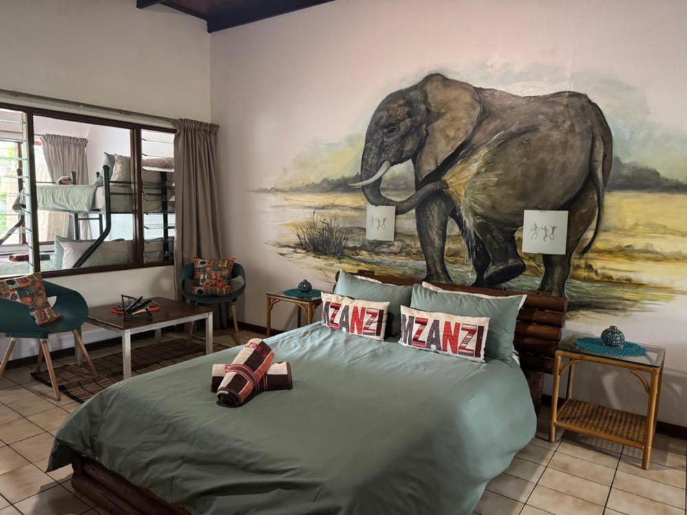 Manzini Chalets 8-9-10-37 St. Lucia Room photo