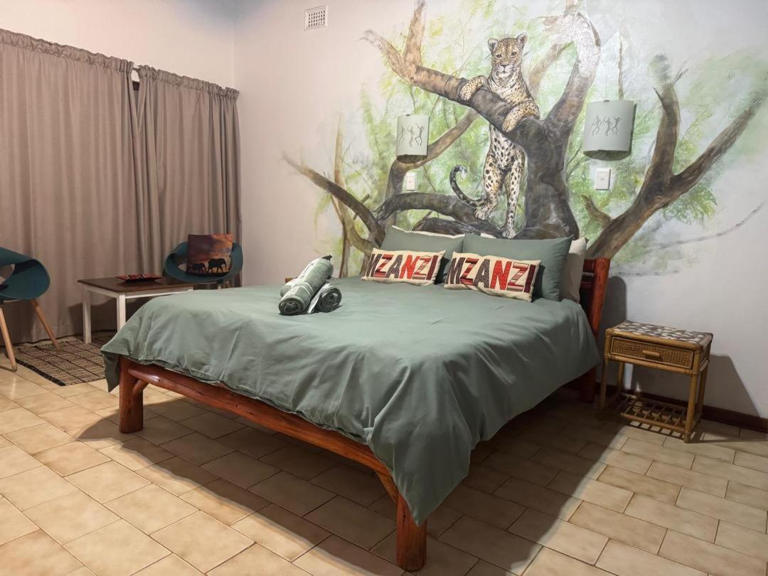 Manzini Chalets 8-9-10-37 St. Lucia Room photo